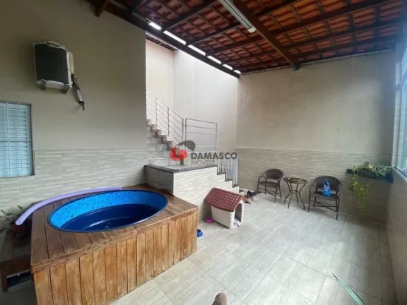 Imagem Sobrado à venda 2 Quartos, 1 Suite, 2 Vagas, 187M², Campestre, Santo André - SP
