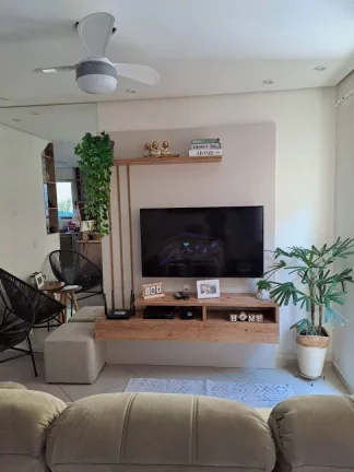 Imagem Casa com 3 dormitórios (1 suíte) à venda, 86 m² - Granja Viana - Carapicuíba/SP