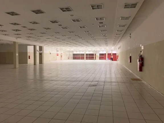Imagem Salão para alugar, 2000 m² por R$ 80.000/mês - Centro - Mogi das Cruzes/SP