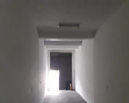 Imagem galpão com 120 m2 próximo a vários comercios FL26
