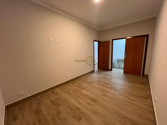 Imagem Casa térrea reformada a venda 300 metros da praia 3 suítes B. Oásis Peruíbe
