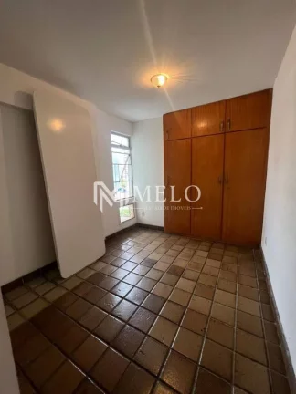 Imagem Oportunidade em BOA VIAGEM: 168m², 03qts, 01suite, 01vaga...