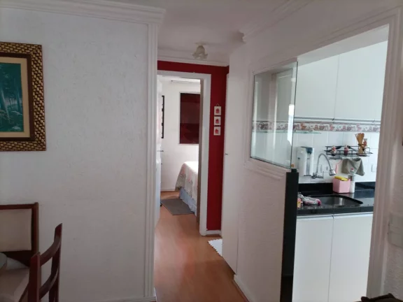 Imagem Apartamento com 2 Quartos Reformado no Tatuquara