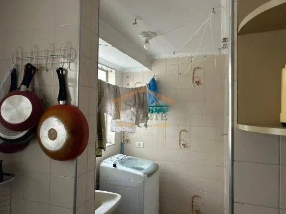 Imagem Apartamento 2 dormitórios, com armários, sala 2 ambientes, banheiro com box, cozinha planejada, á...