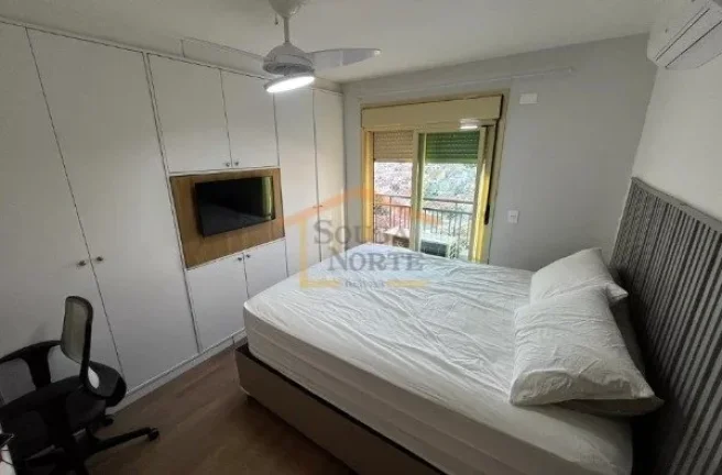 Imagem Apartamento com 92 m², com 2 dormitórios, sendo 1 suite, possibilidade de terceiro dormitório rev...