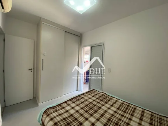 Imagem Apartamento com 2 dormitórios à venda, 76 m² por R$ 950.000,00 - Gonzaga - Santos/SP