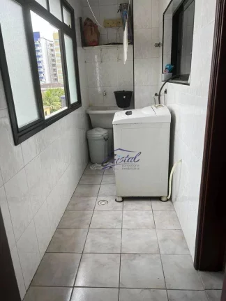 Imagem Apartamento com 3 dormitórios à venda, 169 m² por R$ 580.000,00 - Guilhermina - Praia Grande/SP