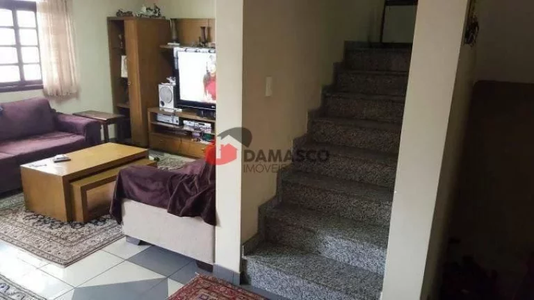 Imagem Sobrado à venda 3 Quartos, 3 Suites, 4 Vagas, 210M², Osvaldo Cruz, São Caetano do Sul - SP