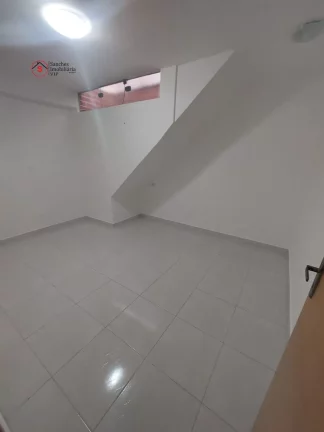 Imagem Casa t?(C)rrea para locação na Vila Prudente, com 2 dormitórios, sala, cozinha, banheiro, ampla área de serviço. Fácil acesso ao METRÔ VILA PRUDENTE.