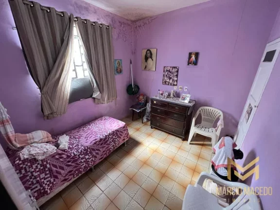 Imagem Casa com 6 dormitórios à venda, 250 m² por R$ 550.000,00 - Monte Castelo - Fortaleza/CE