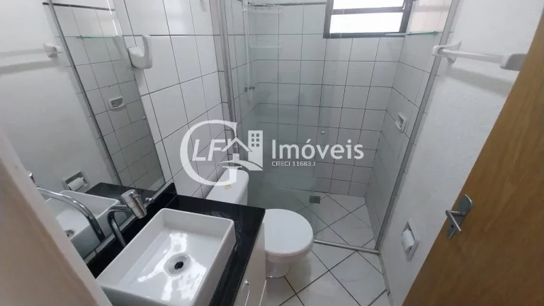Imagem APARTAMENTO RICO EM ARMARIOS COM TRES QUARTOS