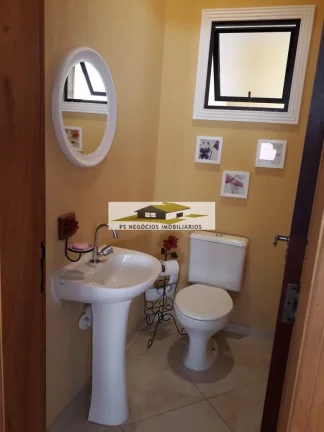 Imagem Sobrado Triplex em Condomínio na Bosque da Saúde