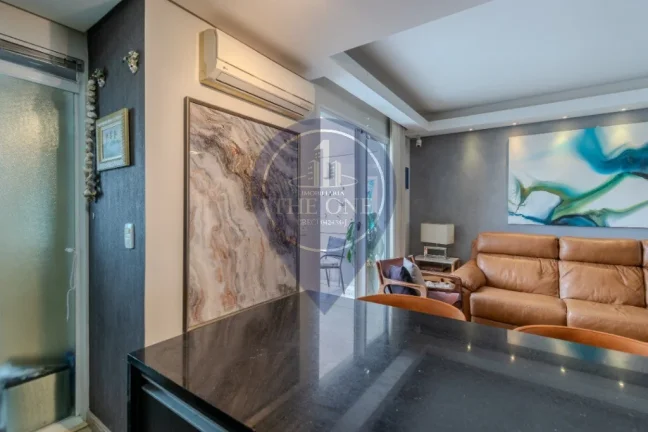 Imagem Apartamento à venda em Moema, São Paulo-SP - 2 quartos, 2 salas, 2 banheiros, 2 vagas, 70m².