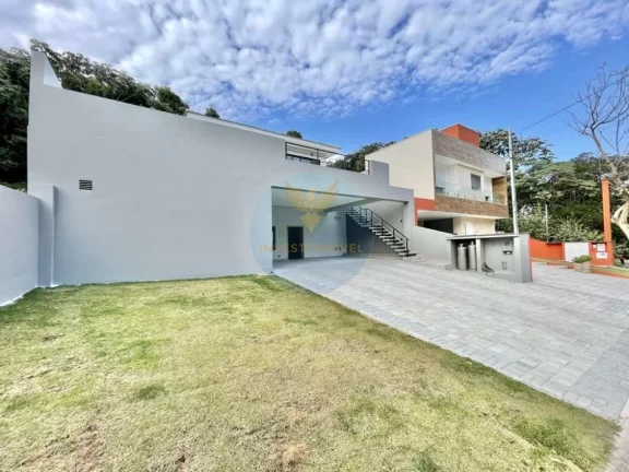 Imagem Casa em Condomínio a Venda no bairro Granja Viana - Cotia, SP