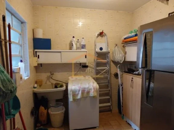 Imagem Casa em Condomínio fechado, 93m², 2 dormitórios, sala para 2 ambientes, 2 banheiros, sendo 1 lava...