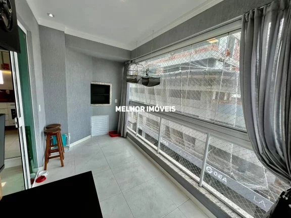 Imagem Apartamento mobiliado à Venda com 2 Suítes e 2 vagas de garagem privativa localizado em Meia Praia Itapema