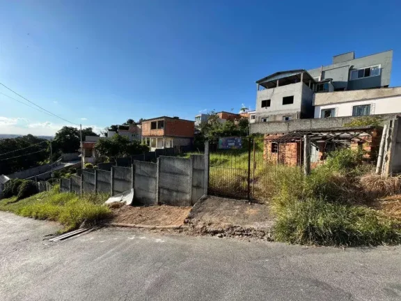 Imagem Lote com Ótima Localização no Santo Antônio – Ideal para Projetos em Desnível!