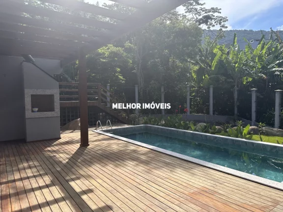 Imagem Casa de Alvenaria nova com 3 suítes localizada na Praia de Taquaras em Balneário Camboriú - SC