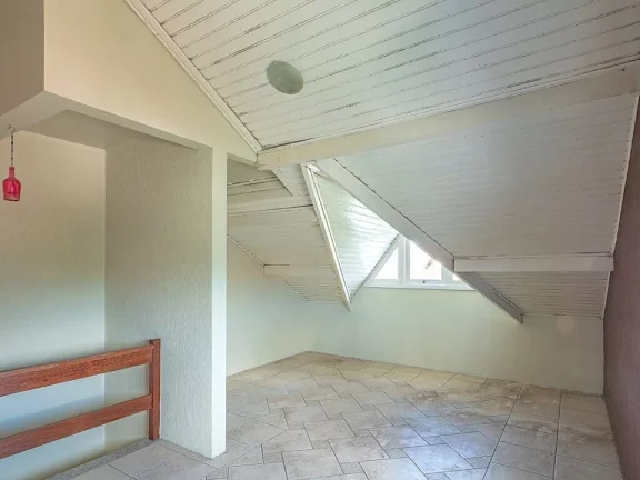 Imagem Casa com 3 Quartos à Venda, 224 m² em Sarandi - Porto Alegre