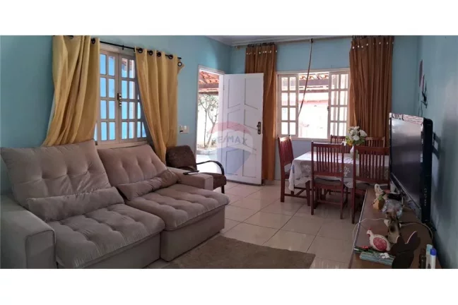 Imagem casa em condomínio com 3 quartos (1 suite)
