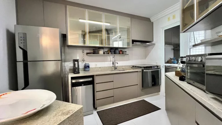 Imagem Apartamento com 3 dormitórios à venda, 116 m por R$ 3.750.000,00 - Riviera