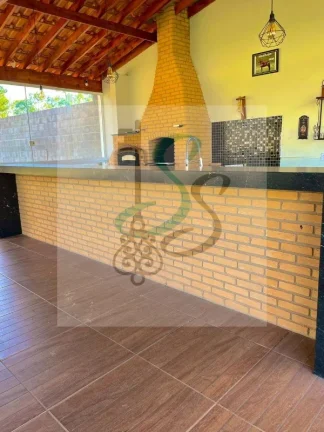 Imagem Venda de chácara no Balneário Riviera, Americana. 2 dormitórios, sala ampla , cozinha, lavanderia, banheiro, vaga de garagem, quadra, playground, pis
