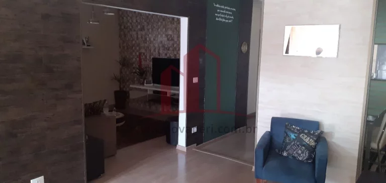 Imagem Impecável casa à venda no Centro de Franco da Rocha-SP: 2 quartos, 1 suíte, 3 salas, 2 banheiros, 2 vagas, 238 m².