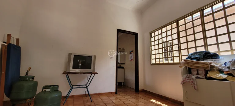 Imagem Residência de Luxo à Venda em Campo Grande-MS: 4 Quartos, 1 Suíte, 222m² no Parque Residencial Rita Vieira
