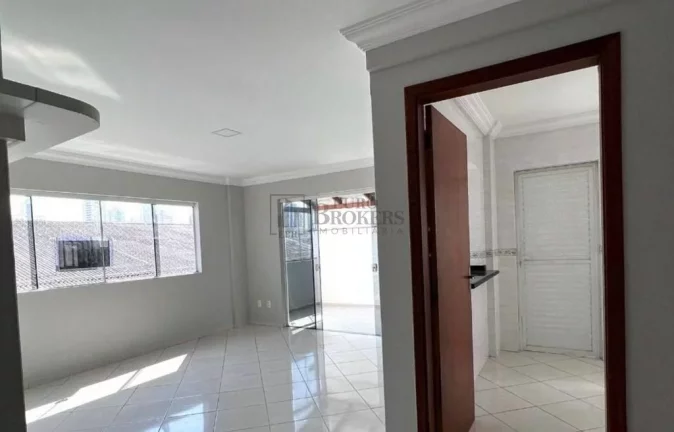 Imagem Apartamento com 3 dormitórios à venda no Centro de Balneário Camboriú/SC