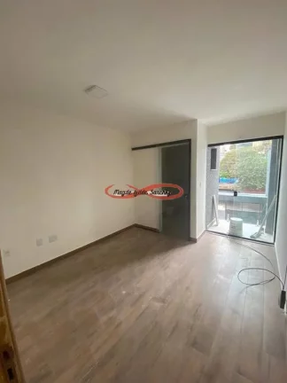 Imagem SOBRADOS DE TRÊS DORMITÓRIOS À VENDA NA CIDADE LÍDER - ZL SÃO PAULO.