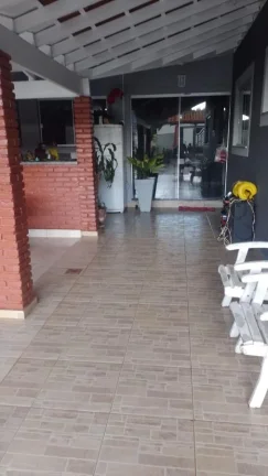 Imagem Ótima casa a venda em Amparo, térrea com lazer