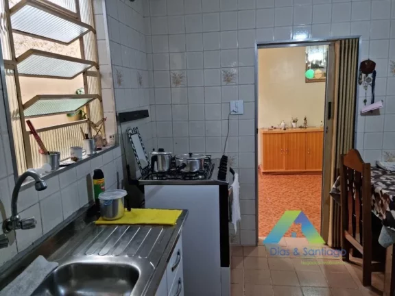 Imagem Sobrado com ótima localização 2 dormitórios