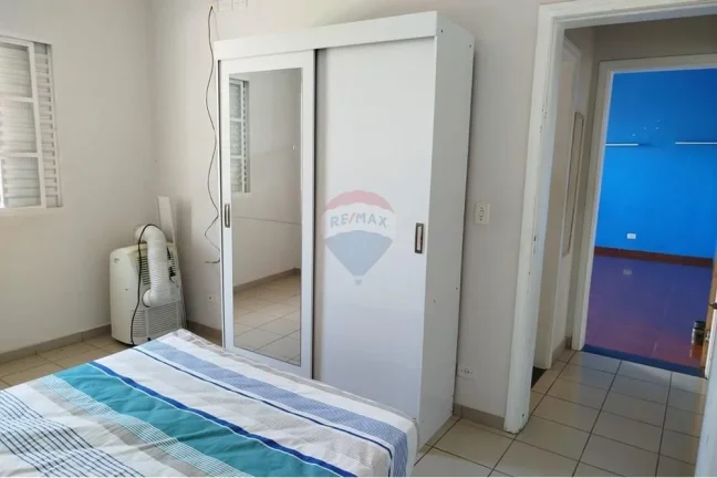 Imagem Casa na Vila Jardini com 4 Quartos, Piscina e Jardim em Sorocaba