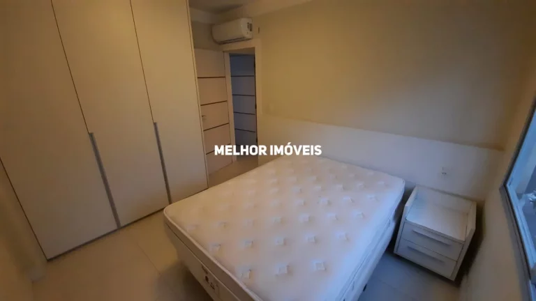 Imagem Apartamento á venda com 02 dormitórios sendo 01 suíte, ampla sacada com churrasqueira a carvão, próximo a Roda Gigante à Venda em Balneário Camboriú - SC
