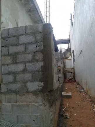 Imagem TERRENO COM CASA PEQUENA PROX. AO SHOPPING SANTANA PARK