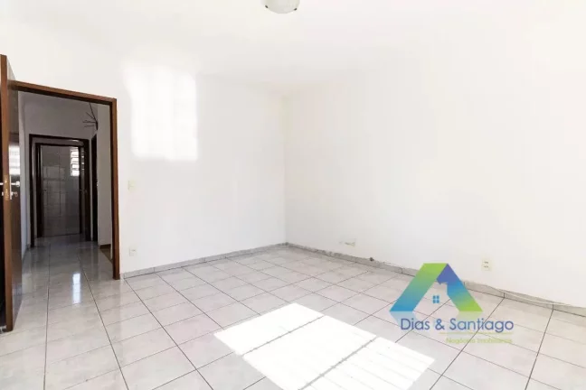 Imagem Casa com 3 dormitórios Com suite e 3 vagas próximo ao Metrô Alto do Ipiranga em Vila Gumercindo/SP!