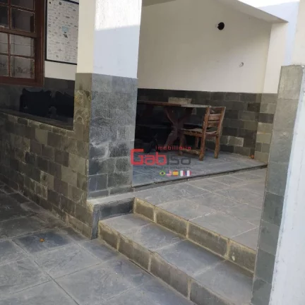 Imagem Casa com 4 dormitórios à venda, 247 m² por R$ 745.000,00 - Centro - Cabo Frio/RJ