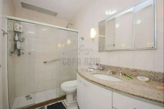 Imagem Copacabana - Residencial › Apartamento com 3 quarto(s) a Venda