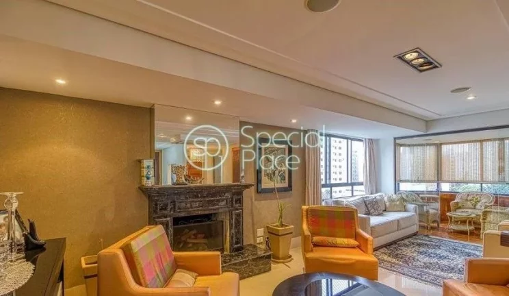 Imagem Amplo apartamento à venda com 3 quartos, sendo 3 suítes, e 4 banheiros no total. Este apartamento ...