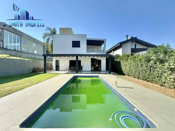 Imagem Cond. Vintage Granja Viana - Moderna, 4 suítes (1 no térreo), piscina!