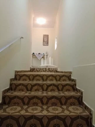 Imagem Casa de Esquina com Salão Comercial de 168m², 3 Dormitórios, 1 Suíte, podendo ser 2, 1 Vaga, Cômodos Grandes, Habite-se no Jardim Zaíra 2, Mauá