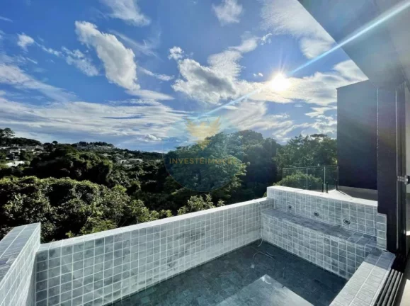 Imagem Casa em Condomínio a Venda no bairro Granja Viana - Carapicuíba, SP