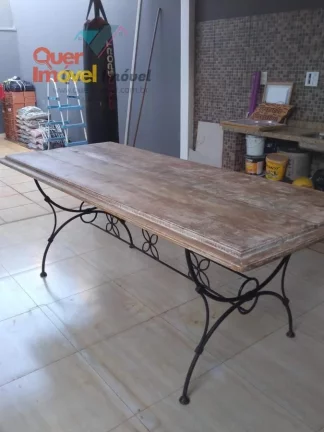 Imagem Casa em Condomínio à venda em Ribeirão Preto-SP, Jardim Ouro Branco: 3 quartos, 1 suíte, 2 salas, 2 banheiros, 2 vagas de garagem, 170m². Conheça o Condomínio Residencial Ouro Verde com a Quer Imóvel Negócios Imobiliários!