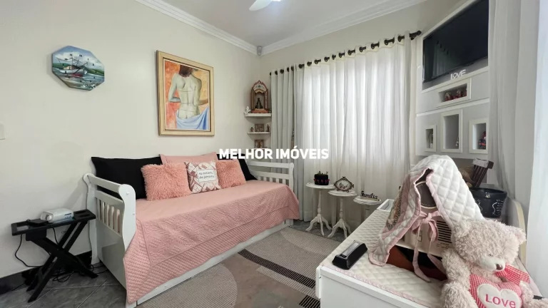 Imagem Casa a venda com 242 m² - Centro Sul de Balneário Camboriú.