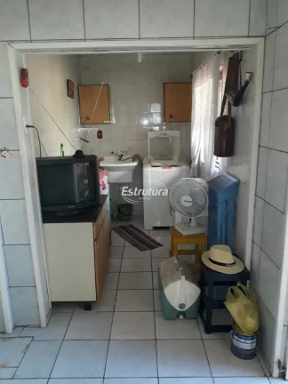 Imagem Casa 3 dormitórios à venda Centro Santa Maria/RS