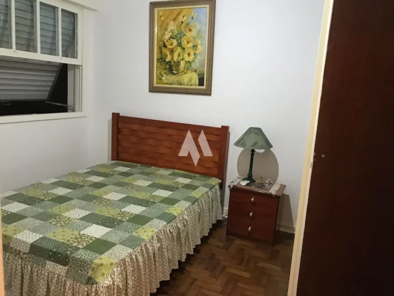 Imagem Apartamento 3 quartos mobiliado a 1 quadra da praia no coração do Gonzaga!