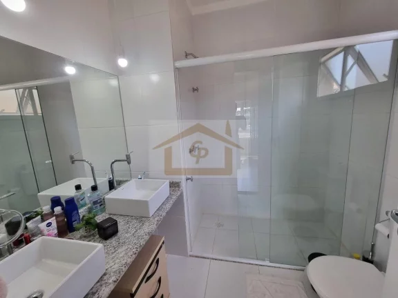 Imagem Casa Moderna!!! 3 suítes, 2 vagas ao lado Colégio Rio Branco