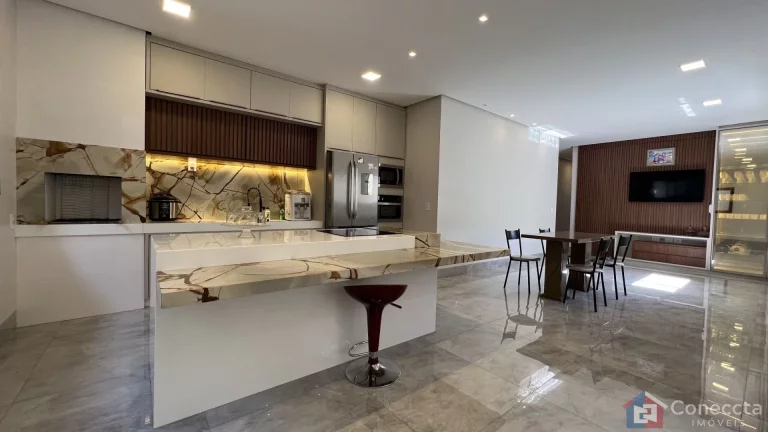 Imagem Casa à Venda no Bairro Eldorado – Alto Padrão, 3 Quartos e Espaços Integrados