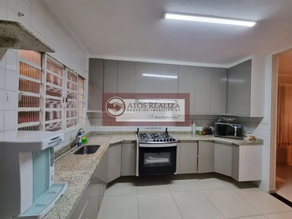 Imagem Compre Excelente Sobrado com Edícula, 3 Dormitórios, 2 vagas