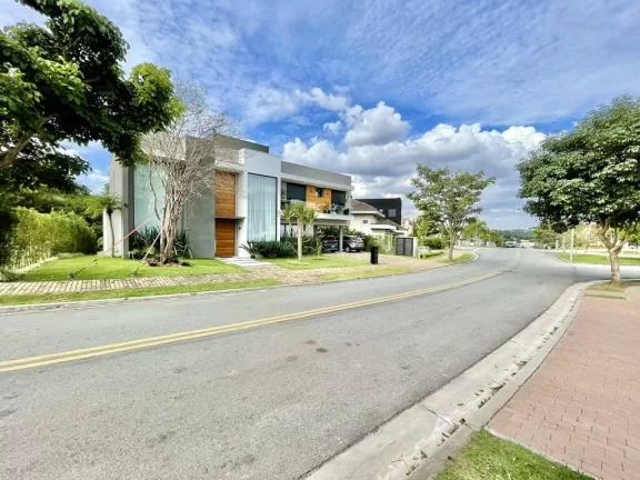 Imagem Cond Alphaville G.V. - PORT. FECHADA, 4 sts, elevador, piscina, fundos APP!